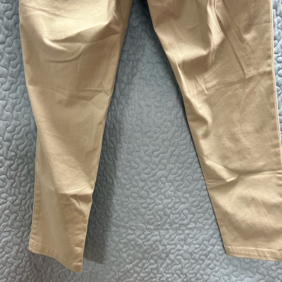 Khaki pants - Picture 3 of 9
